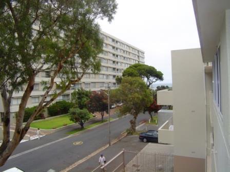 To Let 3 Bedroom Property for Rent in Sea Point Western Cape